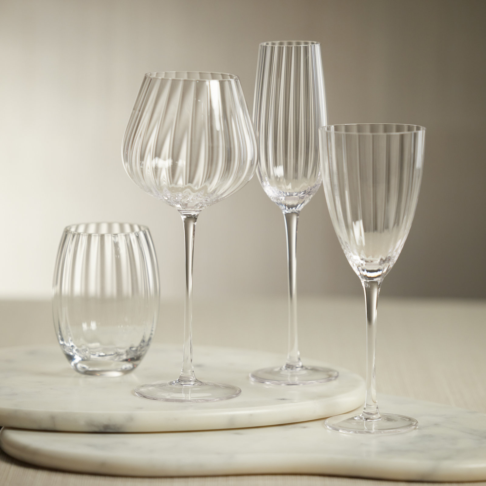 Boulder Ribbed Red Wine Glass, Clear