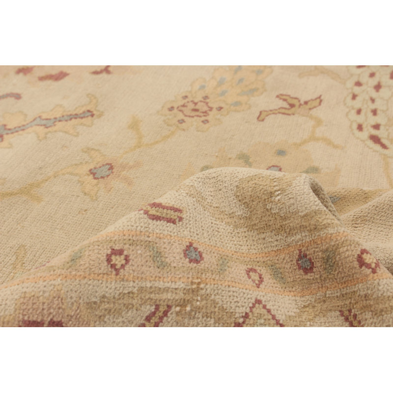 Tapis unique en laine noué à la main 6 pi 2 po x 8 pi 5 po style Oushak beige des années 2010 Joachim