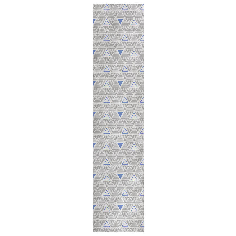 Chemin de table à triangles dessinés à la main Classic, 16 po x 90 po, Bleu/gris