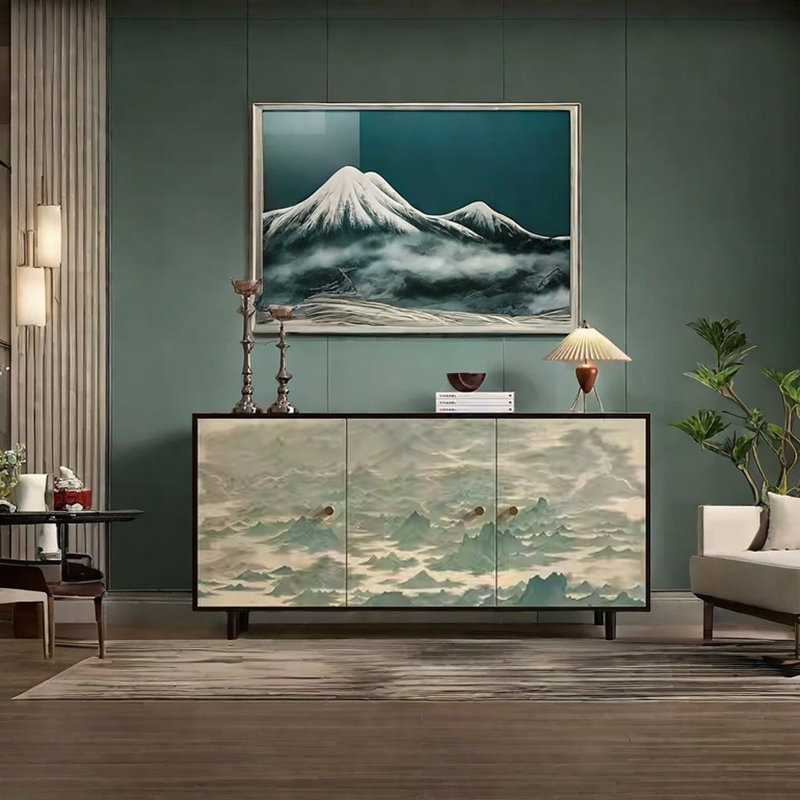 Buffet à trois portes avec grand espace de rangement