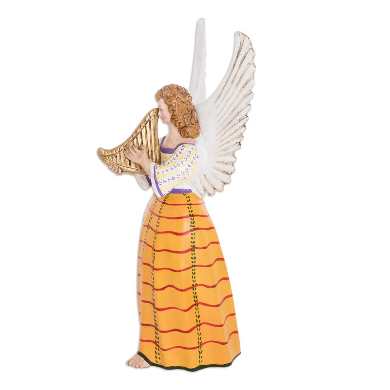Figurines & Sculptures
