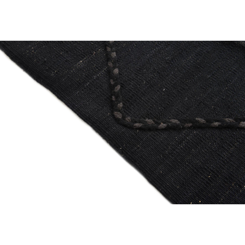 Tapis noir 4x6 Petrella