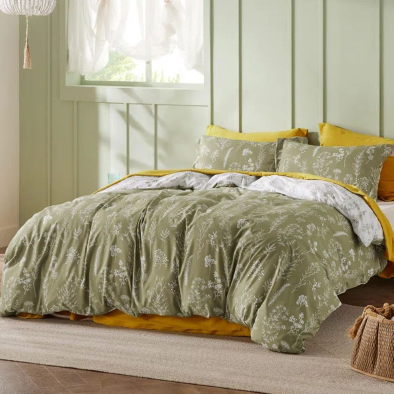 Best Seller Bedsure Comforter Set Reversible Cute Floral Bedding, 89GSM, Olive Green, Queen