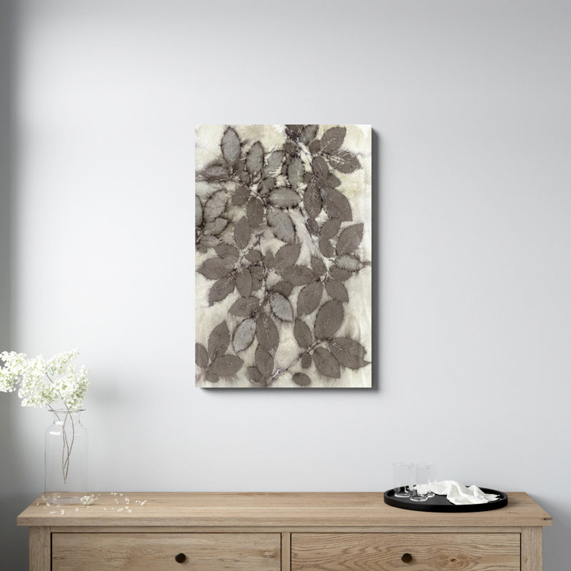 «Rose Leaves» par Kathryn Phillips - reproduction d'art sur toile tendue, H 36 po x l 24 po