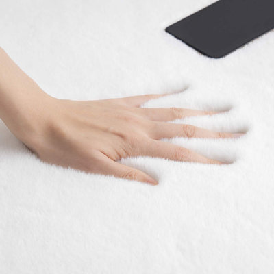 Dareld Indoor Rug