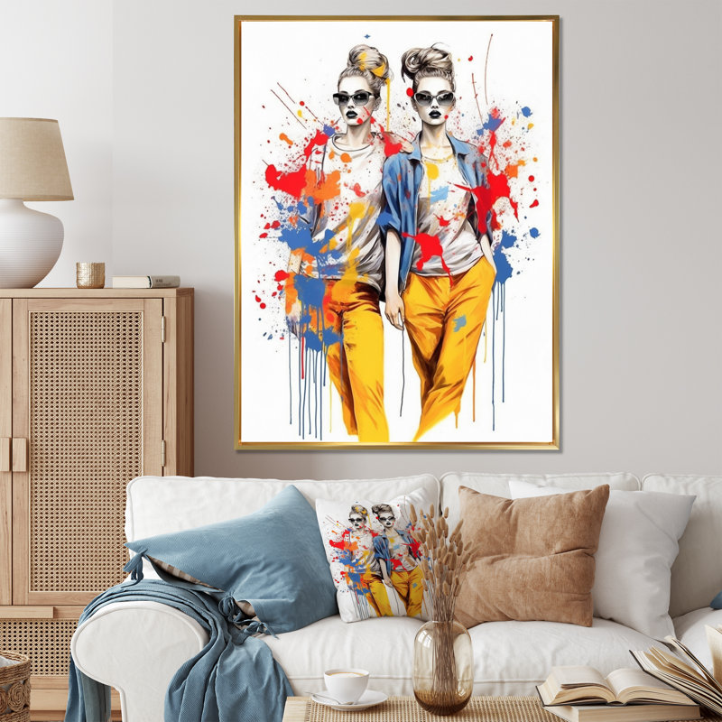 Jumeaux à la mode sur toile, Cadre flottant doré, H 40 po x l 30 po x P 1,5 po