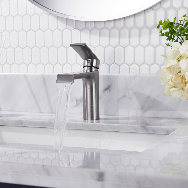 Single-Hole Single-handle Bathroom Faucet, Brushed Nickel