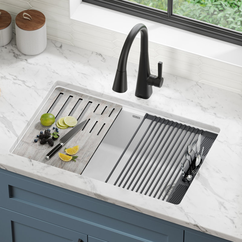 Évier de cuisine en granite DELTA de 29 po avec comptoir WorkFlow ™ DELTA Everest ™, Blanc