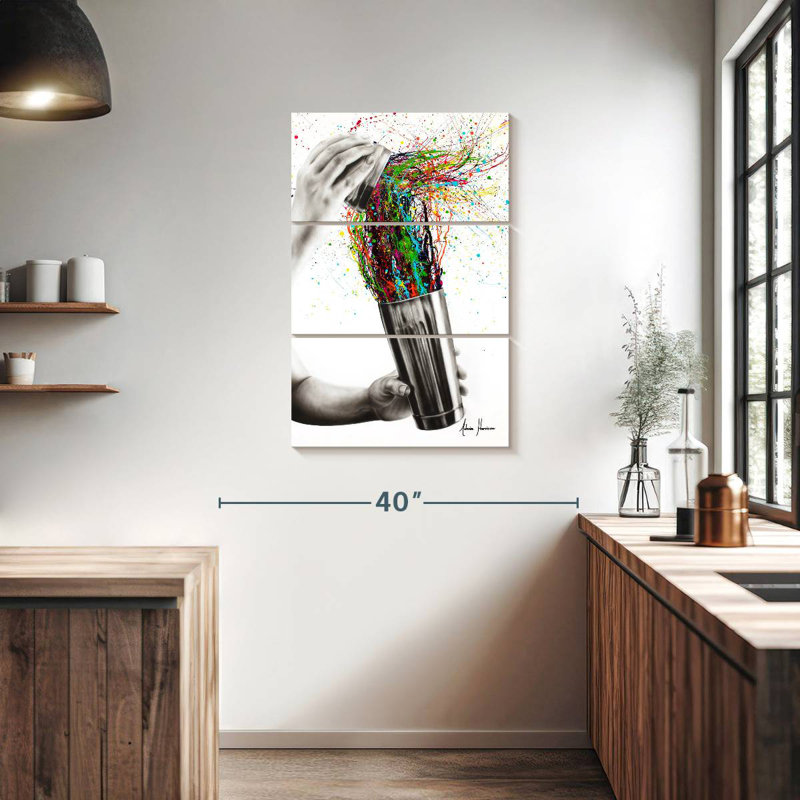 Yarlin Shake It, 38" H x 24" W