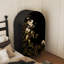 Armoire arquée avec tablettes et portes
