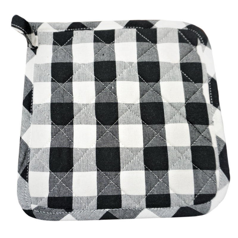Home & Manor Gingham Cotton Potholder