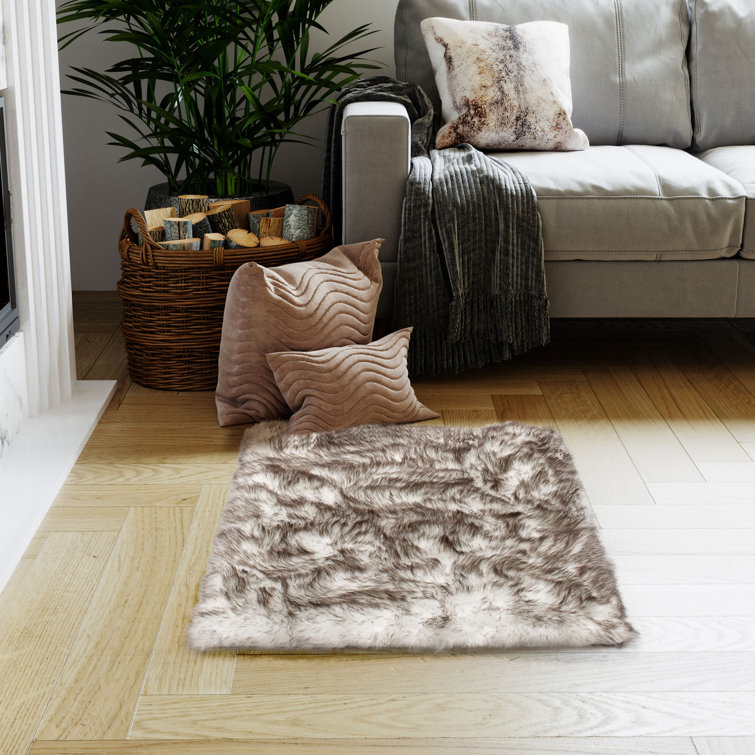 Carignano Handmade Shag Ivory / Black Tips Faux Fur Area Rug