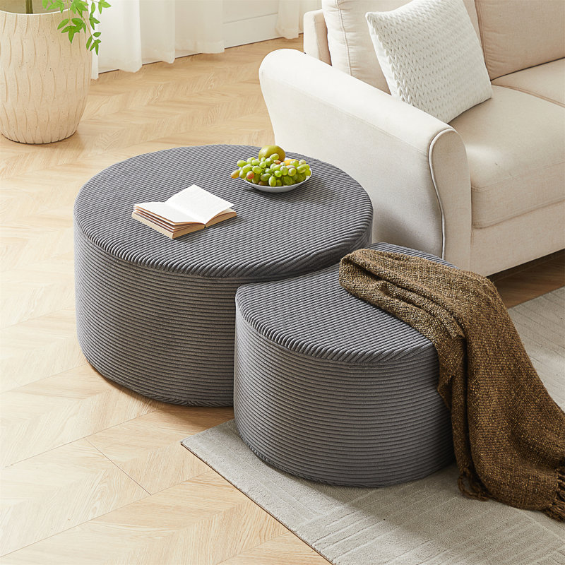 Ensemble de tables basses gigognes en mousse Vetsa, Gris, 15.7" H x 32" L x 32" W