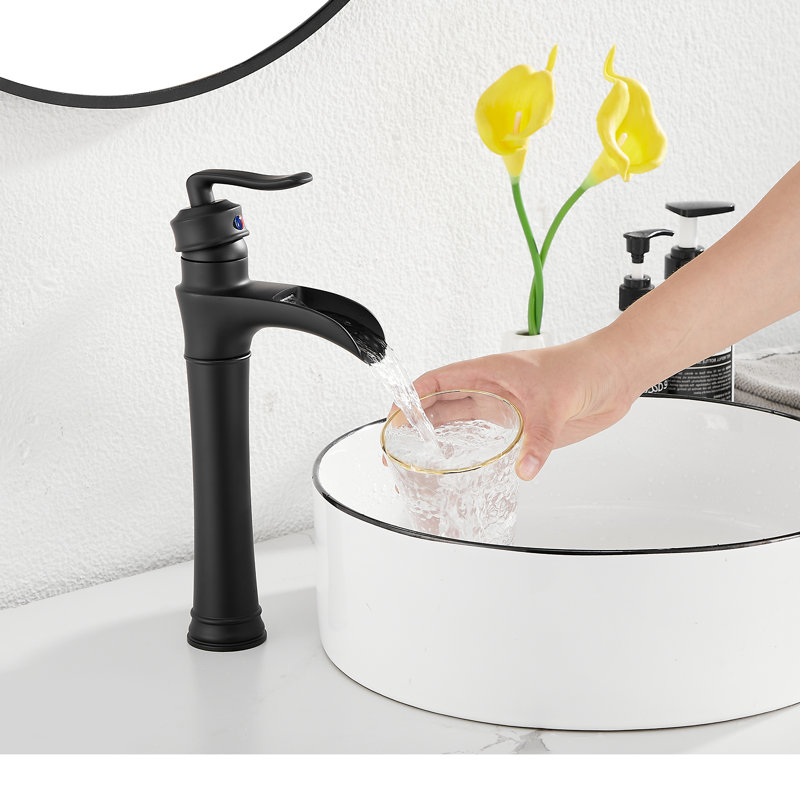 Single-handle Bathroom Faucet with Drain Assembly, Matte Black