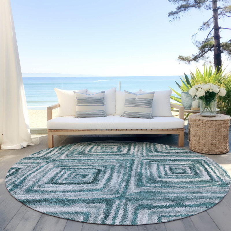 Kmari Washable Geometric Indoor / Outdoor Rug, Round 8'