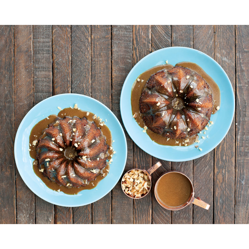 Nordic Ware Novelty Fluted Cake Pan