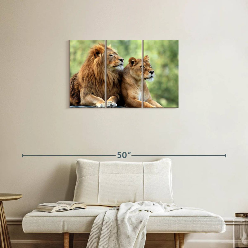 Brampt Lion Couple, 20'' H X 33'' W