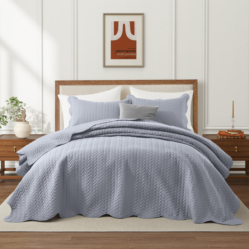 Lightweight Oversized King Bedspreads Set | Soft Microfiber | Hotel-Quality Finish, Silver