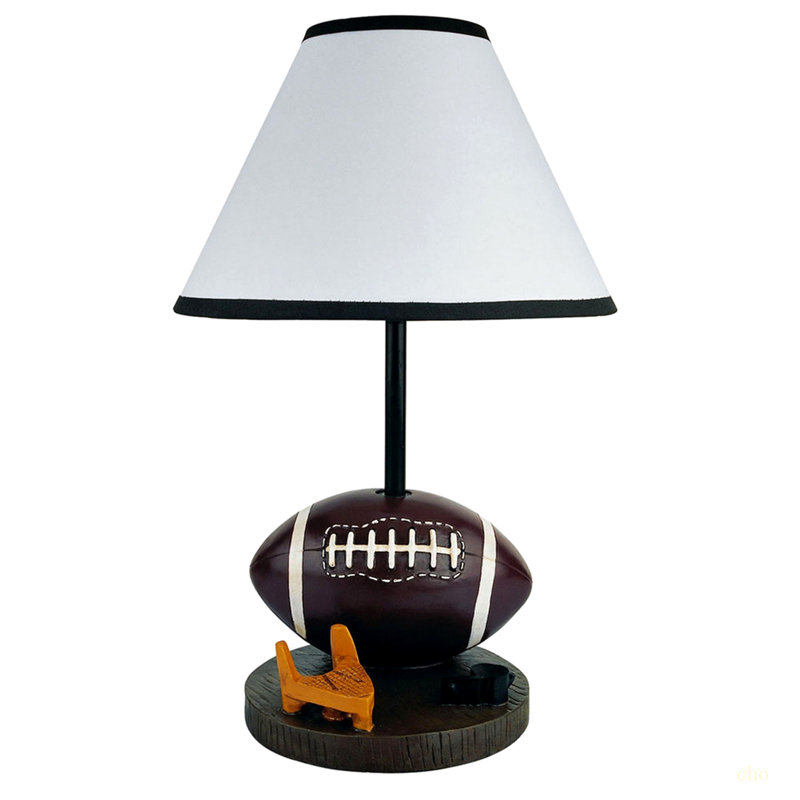 Lampe de table haute 15 po en polyrésine, forme football, abat-jour cône en lin
