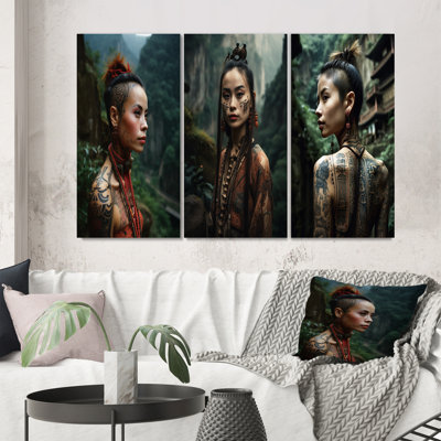 «Native Chinese Tribal Woman II», 3 pièces sur toile
