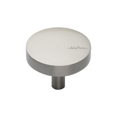 Tayo 1 1/4" Diameter Round Knob