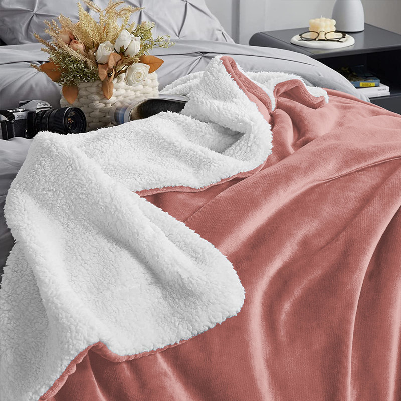 Formaran Sherpa Fleece Fur Thick Reversible Blanket Throw, W150 x L200cm, Pink
