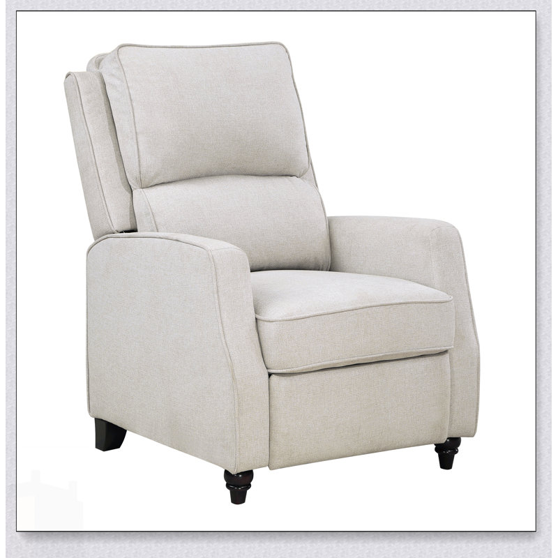 Chaise inclinable rembourrée en tissu beige avec structure en bois massif, mobilier transitionnel confortable et élégant