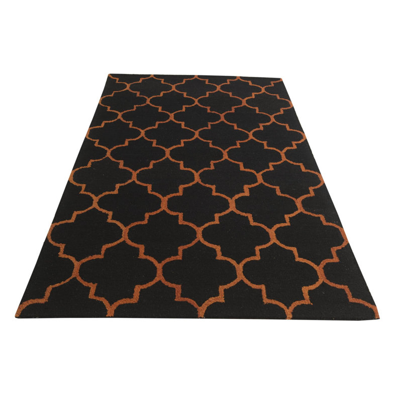 Tapis noir 5 x 8 Pineland