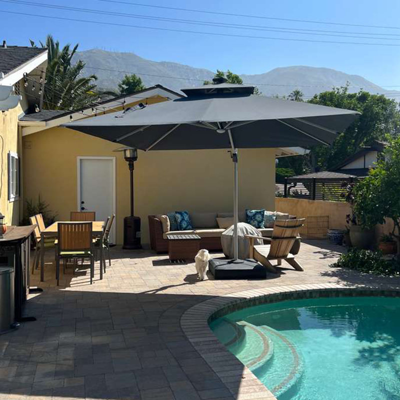 3m Lighted Square Cantilever Parasol With Base