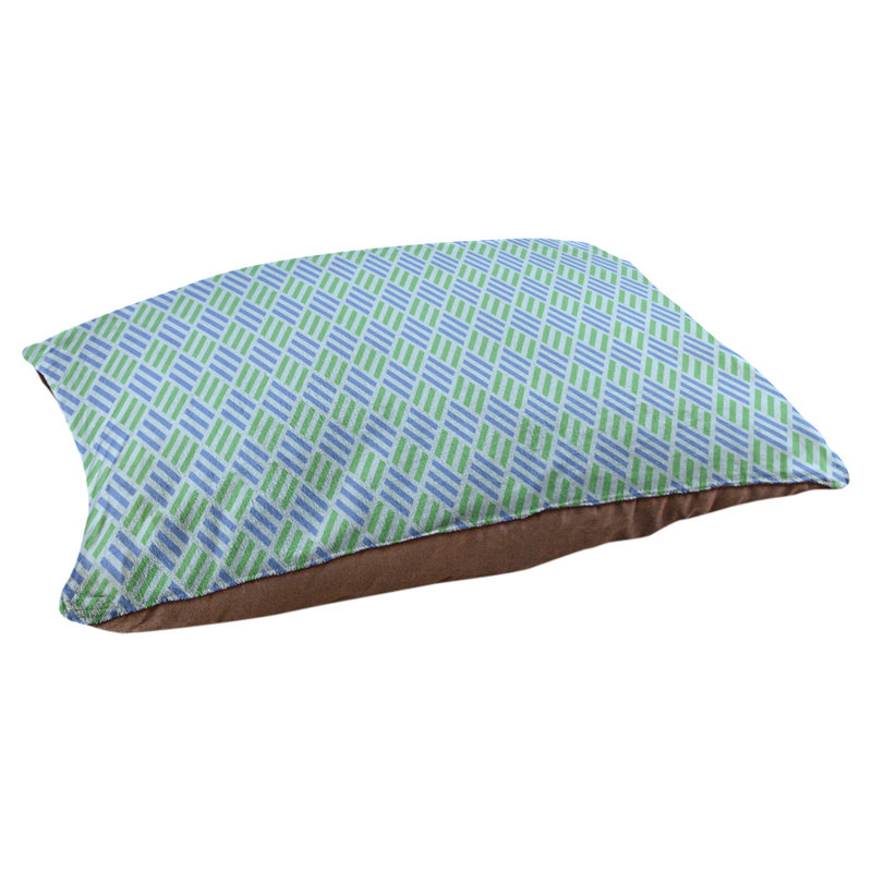 Coussin pour chien à rayures losanges Byrge, Très grand (l 52 po x P 42 po x H 17 po), Bleu clair / pastel