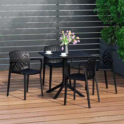 4-Person Outdoor Square Dining Set