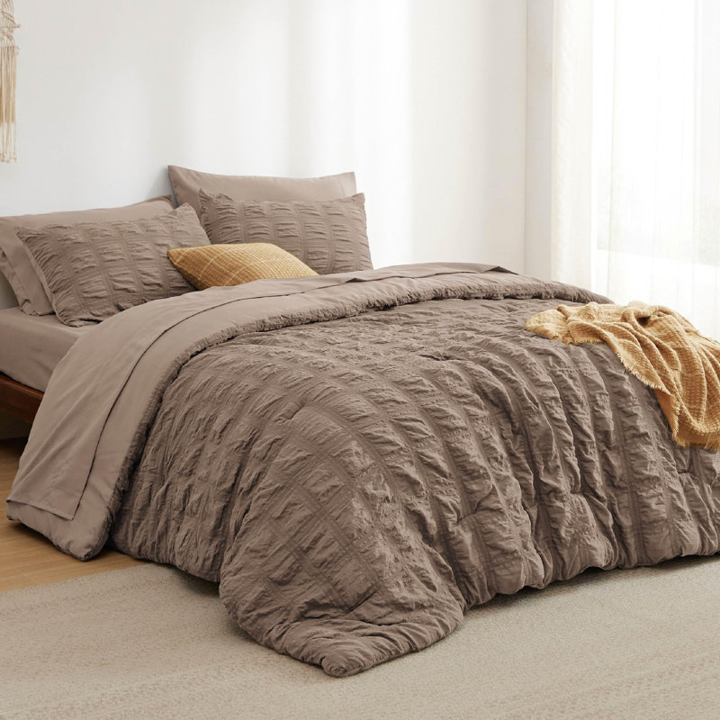 Bedsure Bed in a Bag Full - 7 Pieces Plaid Seersucker Bedding Comforter Sets, Soft Lightweight Affogat Boho Bed Set with Comforters Full Size, Sheets, Pillowcases & Shams