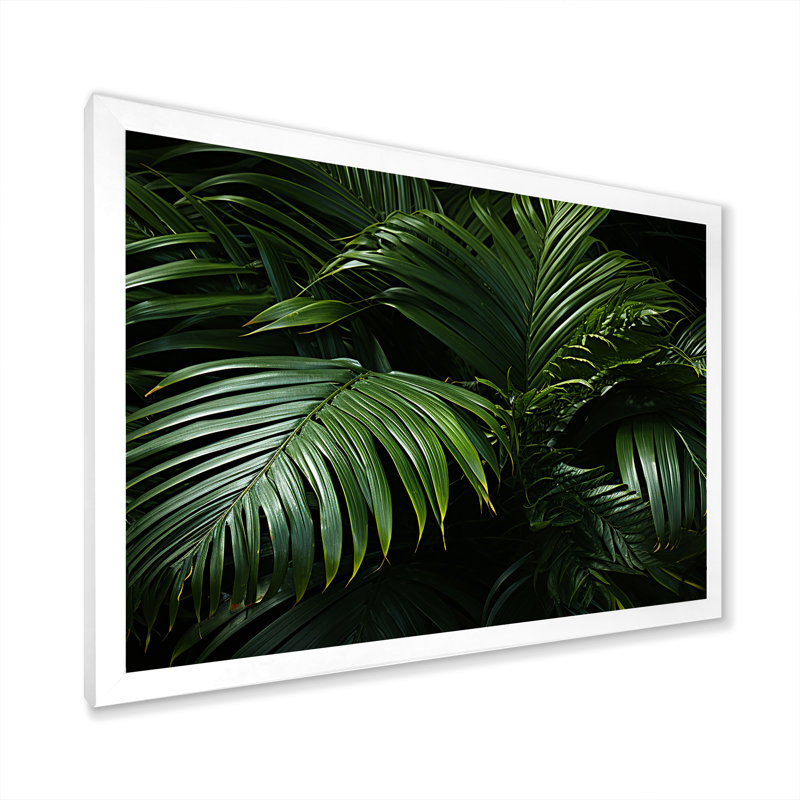 «Emerald Jungle Palm Leaves Embrace», reproduction sur toile, Cadre photo blanc, H 16 po x l 32 po x P 1 po