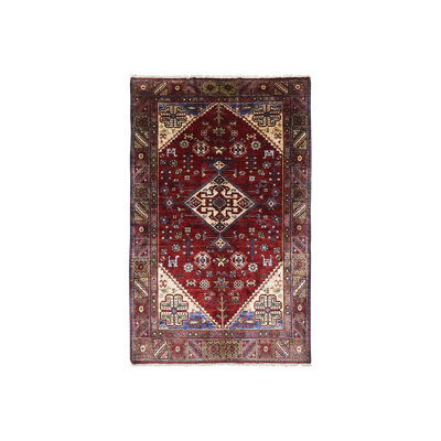 Scarlet Red Kashqai 3'10" x 6'1"