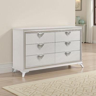 Commode Dery 65 pouces, poignée triangulaire 6 tiroirs chrome, blanc et or