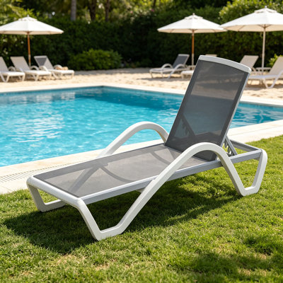 Méridiennes de patio réglables en aluminium avec accoudoirs pour l'extérieur, dans la piscine et sur la pelouse (1 chaise longue)