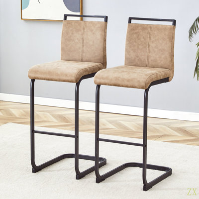 Tabouret de bar 42,5 pouces en tissu Tech - une combinaison parfaite de design moderne, de confort et de stabilité.