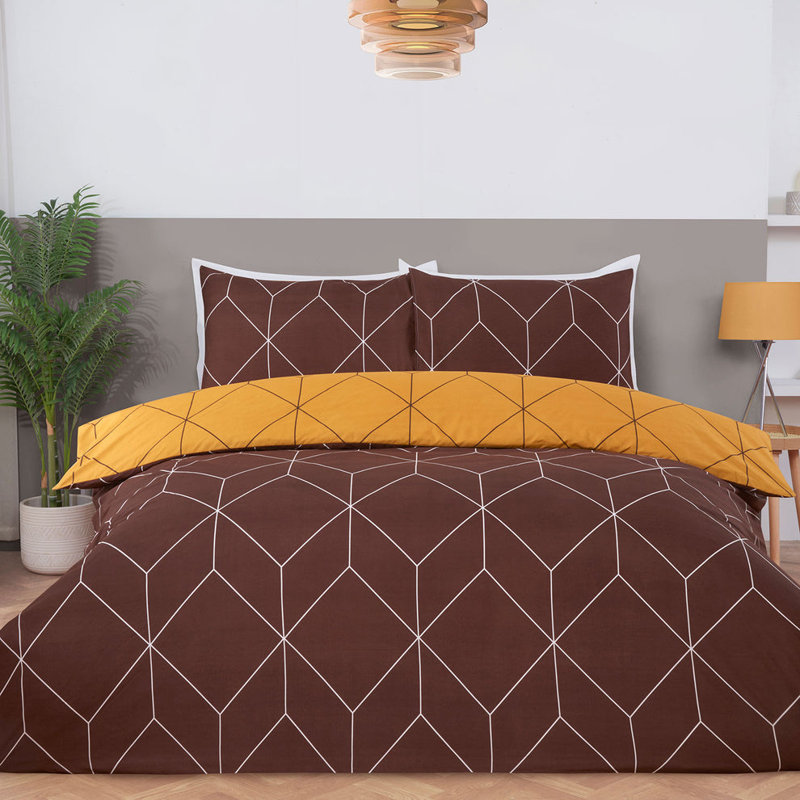 Polyester Geometric Duvet Cover Set, Double Bed (200 x 200 cm)