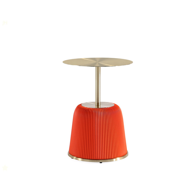 Table de bout en orange, Orange