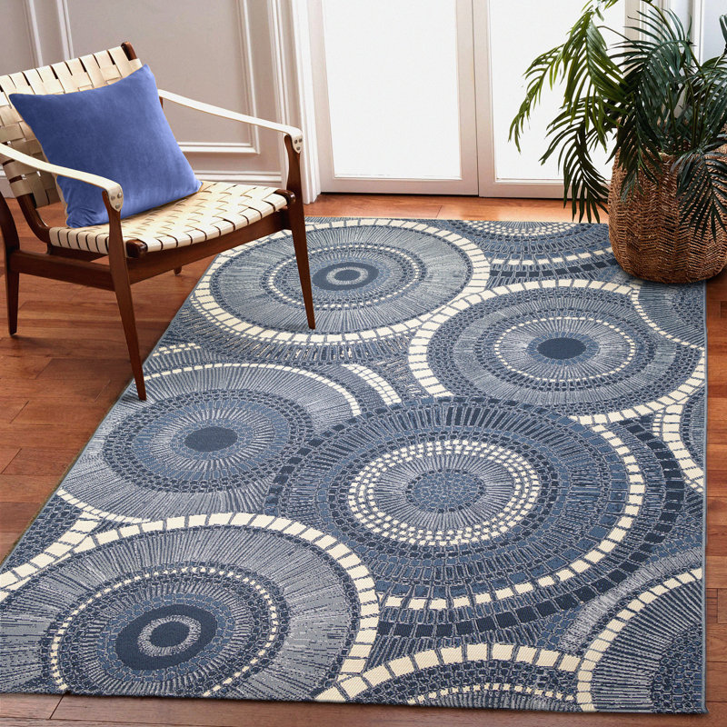 Tapis intérieur / extérieur Bungalow Rose Lohyn Circles, Rectangle 3 pi 3 po x 4 pi 11 po