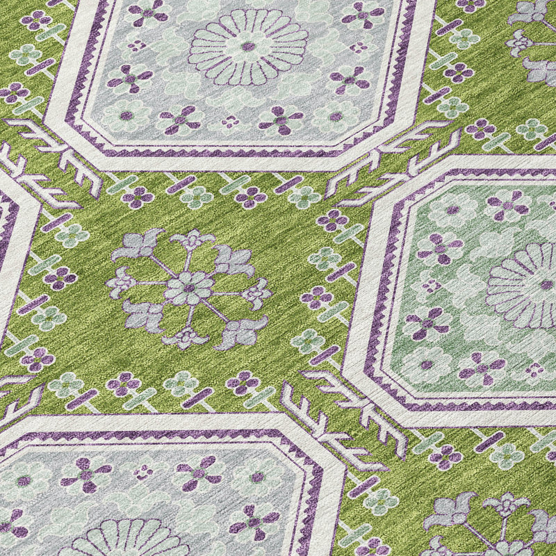 Green and White Synthetic Floral Runner Rug, 2'3" x 7'6"
