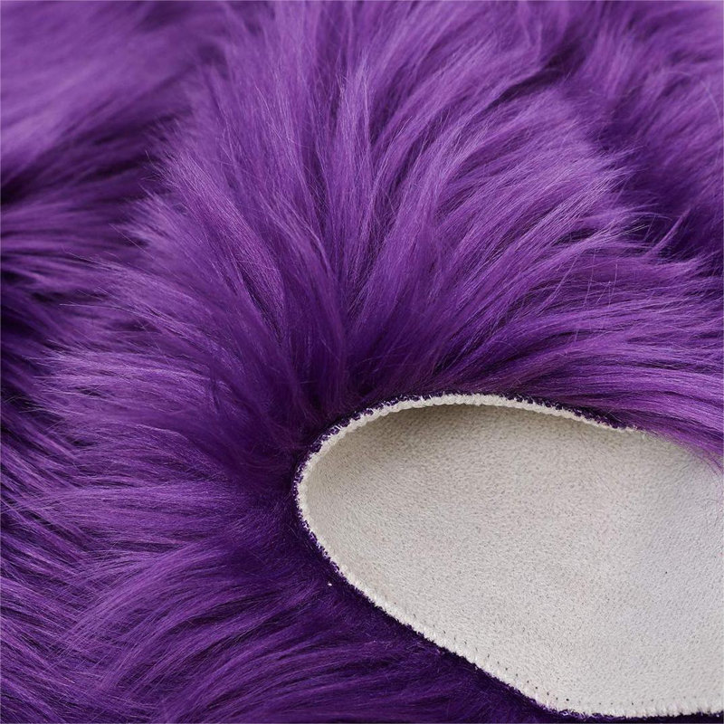 Letoya Faux Sheepskin Indoor Rug, Novelty 2' x 4'