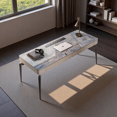 Bureau unique et exquis