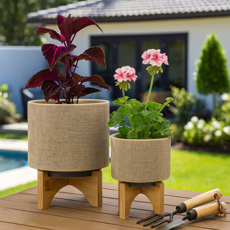 Textured Mesh Outdoor Planters on Stand for Living Room or Patio Display - Modern Ceramic Indoor Flower Pots for Home Decor - Set of 2, Tan