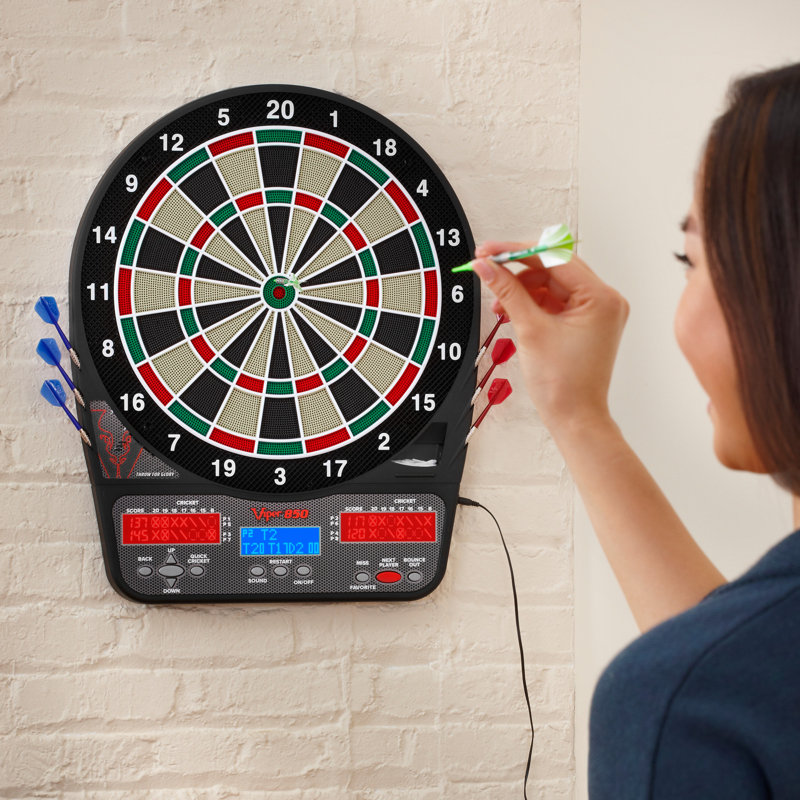 Viper 850 Electronic Dartboard with Darts