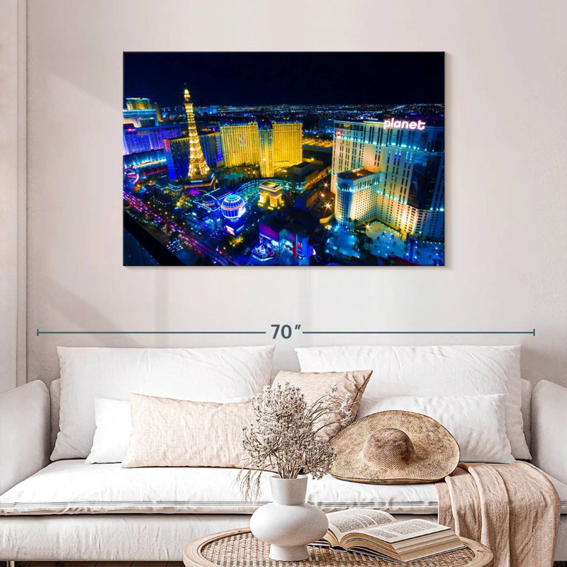 Sirci Las Vegas la nuit, H 30 po x l 45 po