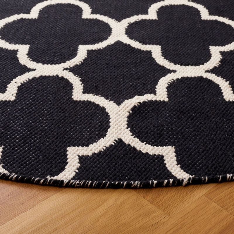 Desota Hand Woven Cotton Geometric Rug, Round 6'