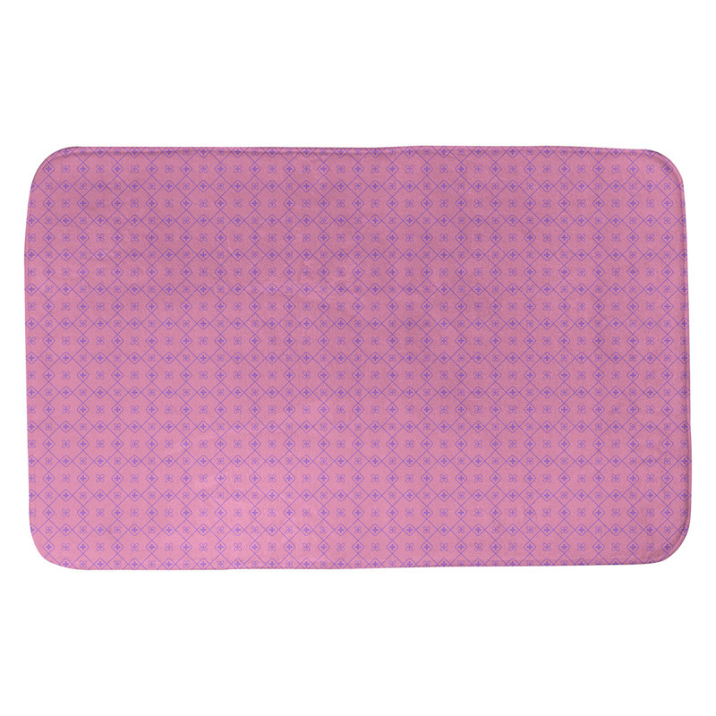 Tapis de bain antidérapant rectangulaire en forme de napperon de style Elizabeth bueschel, l 17 po x L 24 po, Rose / Mauve