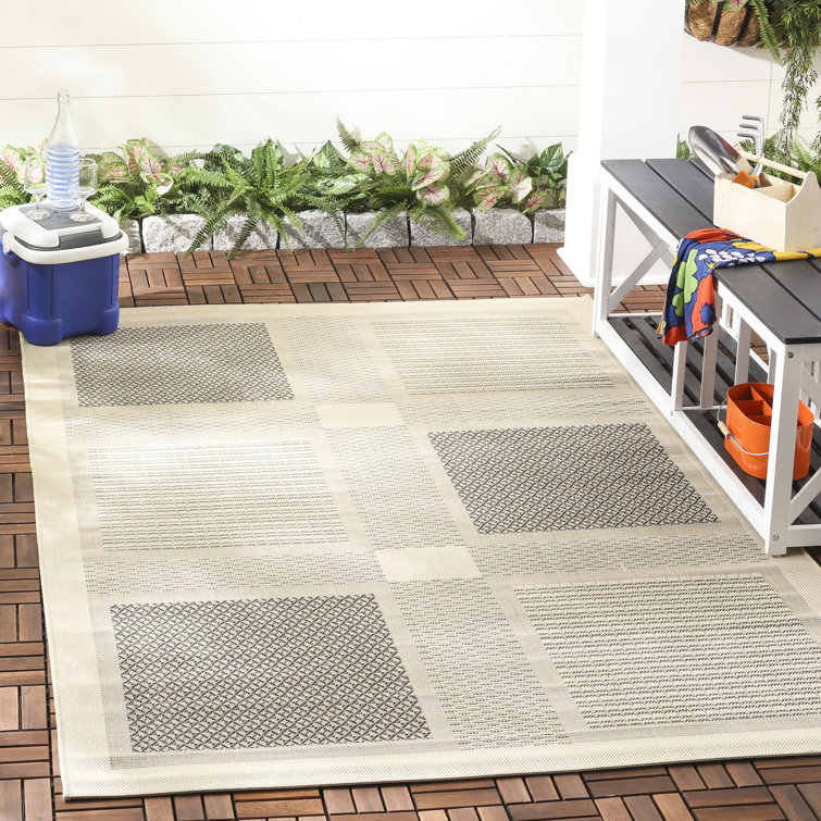 Dirks Performance Geometric Indoor/Outdoor Area Rug