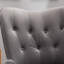 Chaise d'appoint chic en velours gris avec boutons et pieds robustes-1985990010